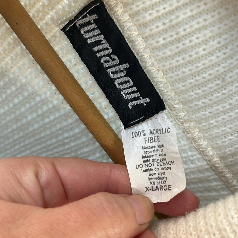 Vintage Cardigan Sweater - Picture 3 of 5